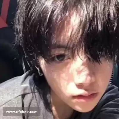 严颜含